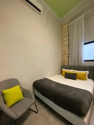 Classic Tek Büyük Yataklı Oda