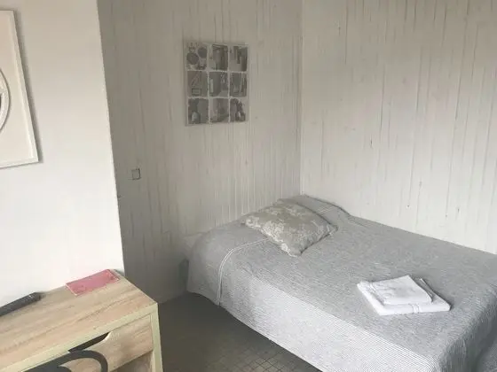 Tek Büyük Yataklı Oda