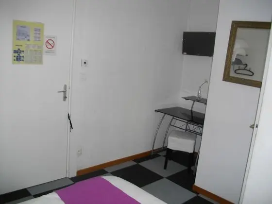 Standard Tek Büyük Yataklı Oda