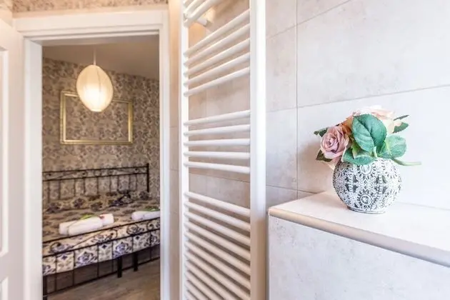 Üç Kişilik Oda, Özel Banyo