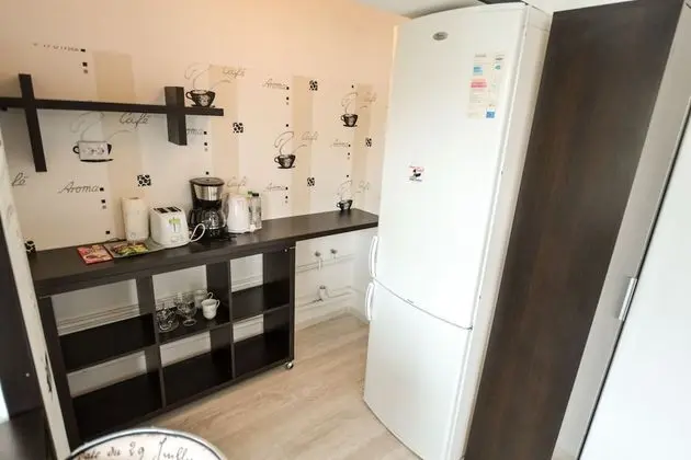 Superior Stüdyo, Şehir Manzaralı (No. 1)