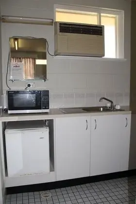 Standard Oda, Küçük Mutfak (Triple Room)