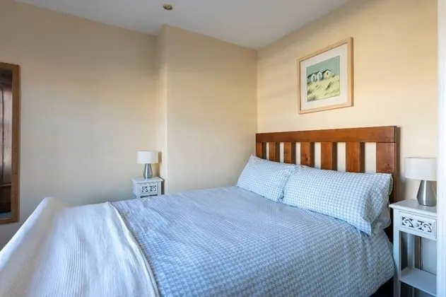 Ev (3 Bedrooms)