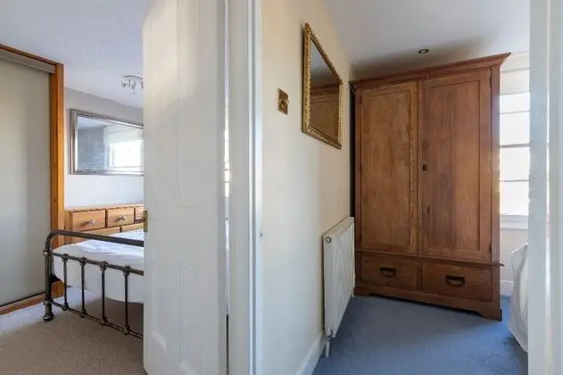 Ev (3 Bedrooms)
