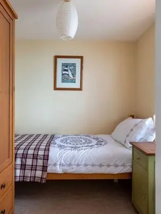 Ev (3 Bedrooms)