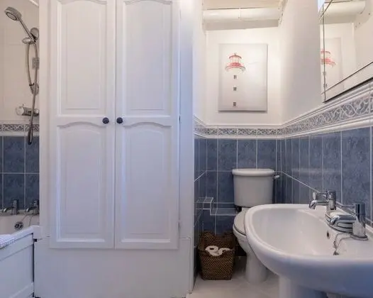 Ev (3 Bedrooms)