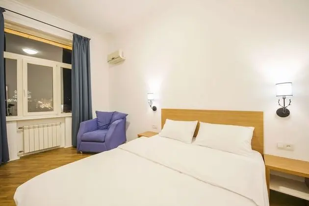 Apart Daire, 2 Yatak Odası (Khreshchatik str., 27)