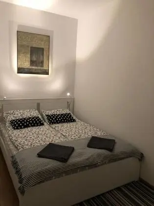 Superior Apart Daire, Avlu Manzaralı