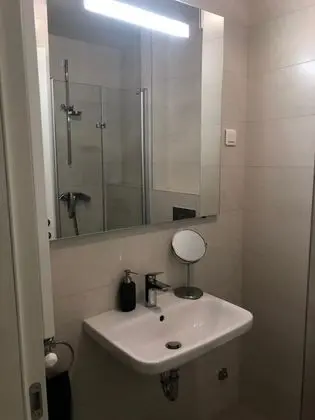Superior Apart Daire, Avlu Manzaralı