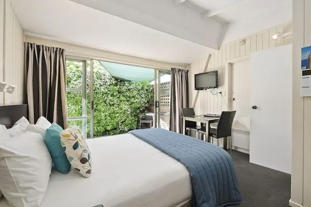 Tek Büyük Yataklı Oda