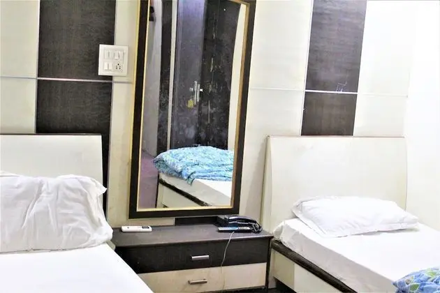 City Üç Kişilik Oda, Şehir Manzaralı