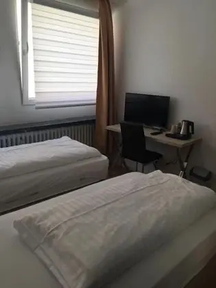Tek Büyük veya İki Ayrı Yataklı Oda