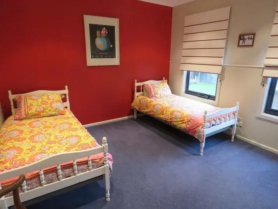 Ev, 5 Yatak Odası (3 Queen, 1TriBunk, 2 Single & 2 Futon)
