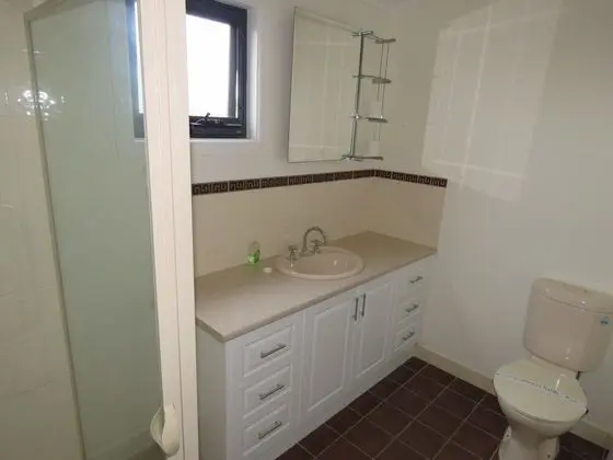 Ev, 5 Yatak Odası (3 Queen, 1TriBunk, 2 Single & 2 Futon)