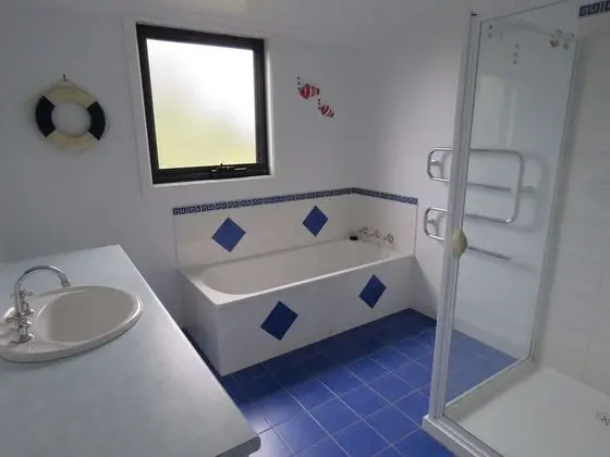 Ev, 5 Yatak Odası (3 Queen, 1TriBunk, 2 Single & 2 Futon)