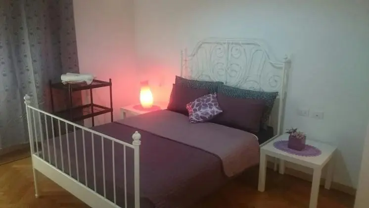 Üç Kişilik Oda, Ortak Banyo