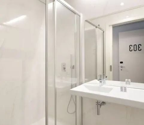 Ortak Ranzalı Oda, Karma Ranzalı Oda (1 bed in 4-bed dorm)