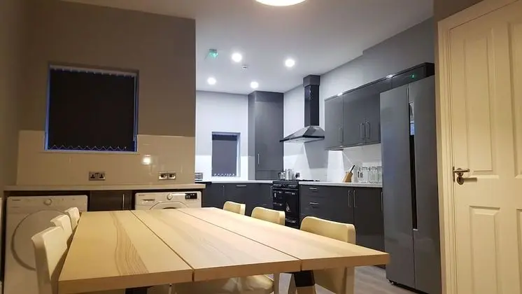 Ev, 6 Yatak Odası