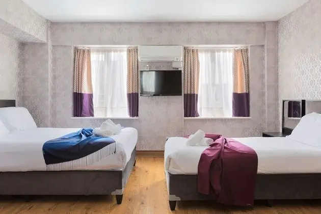 Dört Kişilik Oda, Özel Banyo (Quatriple Studio)