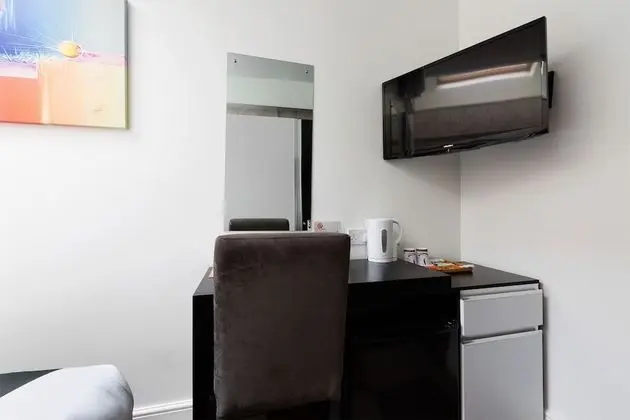 Tek Büyük Yataklı Oda, Özel Banyo (Skylight)