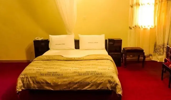 Tek Büyük Yataklı Oda