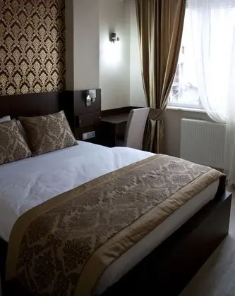 Standard Üç Kişilik Oda