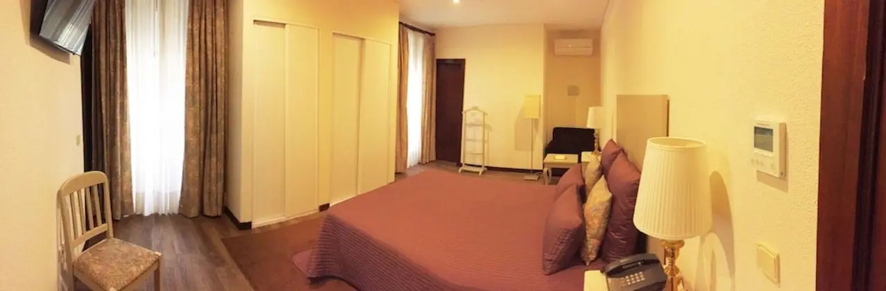 Standard Tek Büyük veya İki Ayrı Yataklı Oda