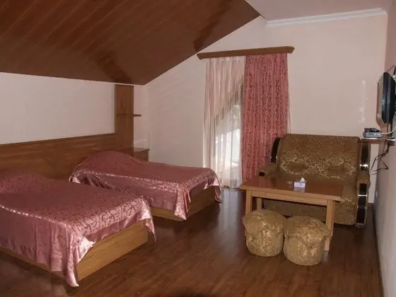 Tek Büyük veya İki Ayrı Yataklı Oda