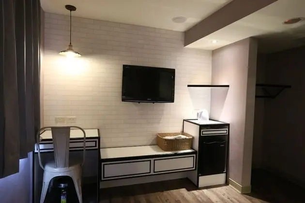 Standard Tek Büyük Yataklı Oda