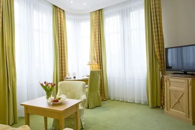 Junior Süit, 1 Yatak Odası, Şehir Manzaralı