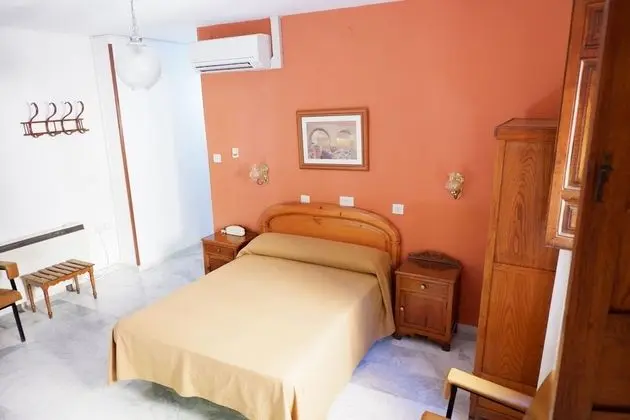 Tek Büyük veya İki Ayrı Yataklı Oda