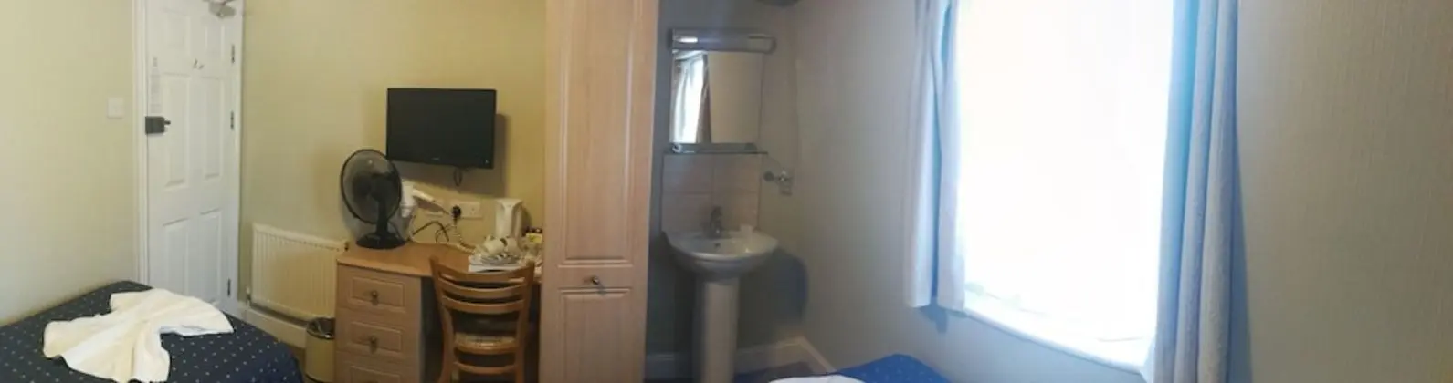 Standard İki Ayrı Yataklı Oda, Ortak Banyo