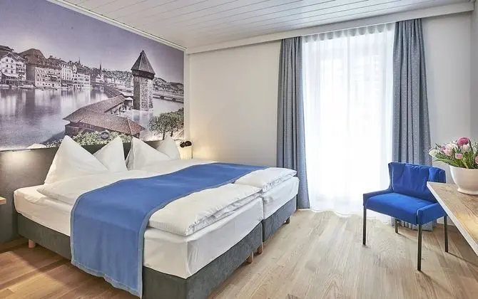 Classic Tek Büyük Yataklı Oda (Cosy)