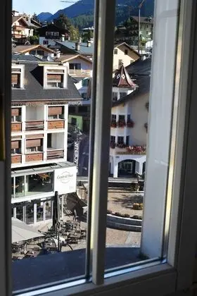 Comfort Tek Büyük veya İki Ayrı Yataklı Oda