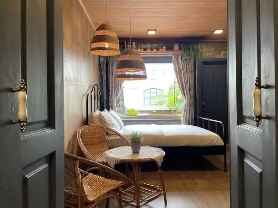 Honeymoon Suite