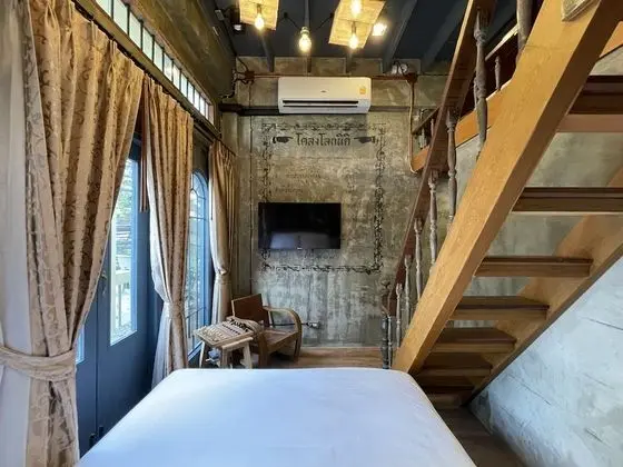 Loft Premier