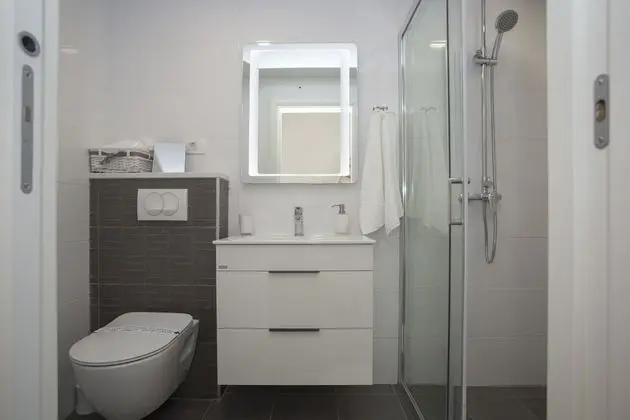 Deluxe Double rooms, shared terrace