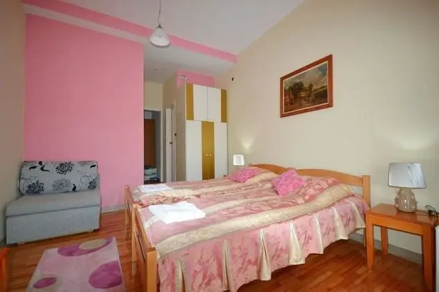 Tek Büyük Yataklı Oda, Balkon