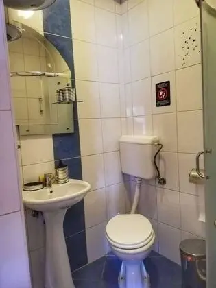 Tek Büyük Yataklı Oda, Balkon