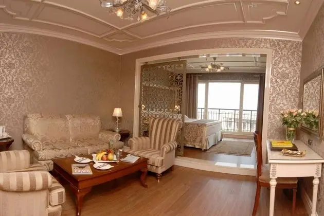 Bağlantılı Oda, Şehir Manzaralı, Jakuzili