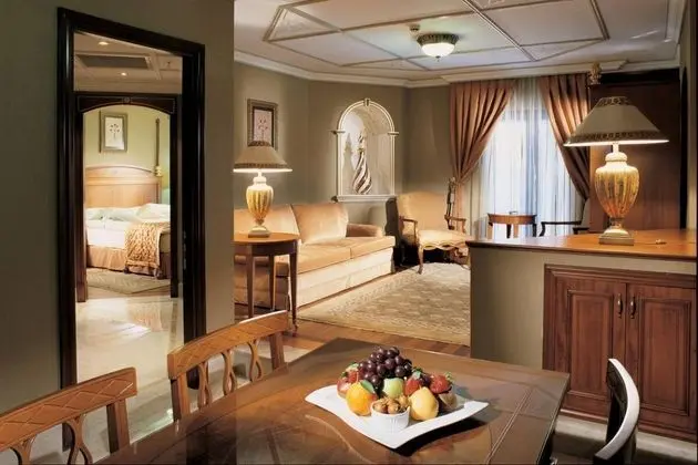 Suite, Şehir Manzaralı, Jakuzili