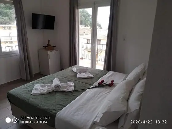Deluxe İki Ayrı Yataklı Oda, Havuz Manzaralı