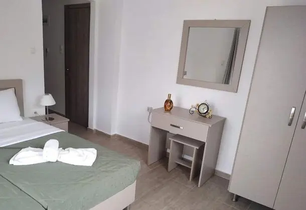 Deluxe İki Ayrı Yataklı Oda, Havuz Manzaralı