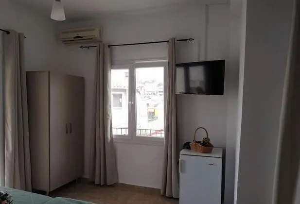 Standard Üç Kişilik Oda, Havuz Manzaralı