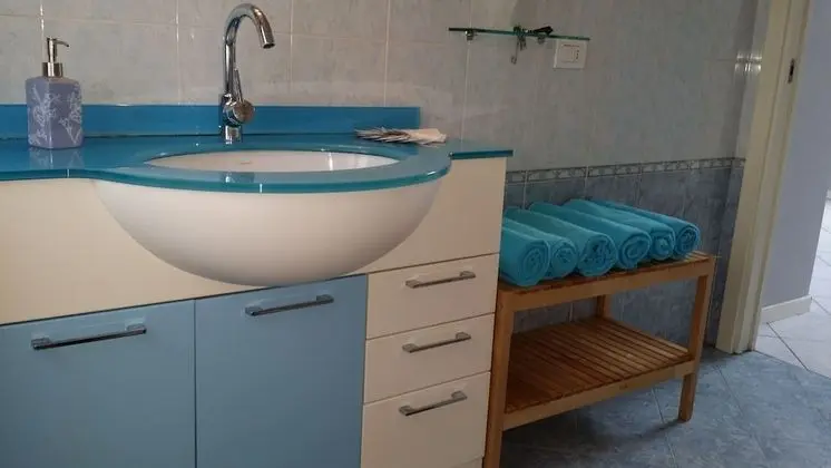 Tek Kişilik Oda, Ortak Banyo