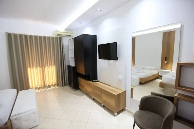 Deluxe Üç Kişilik Oda