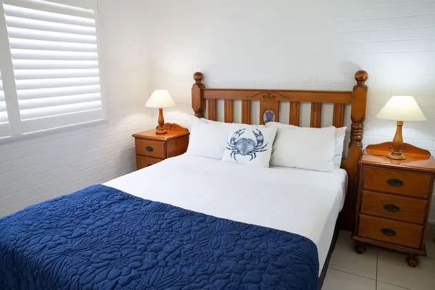 1 Bedroom Apartment, 1 Queen Bed