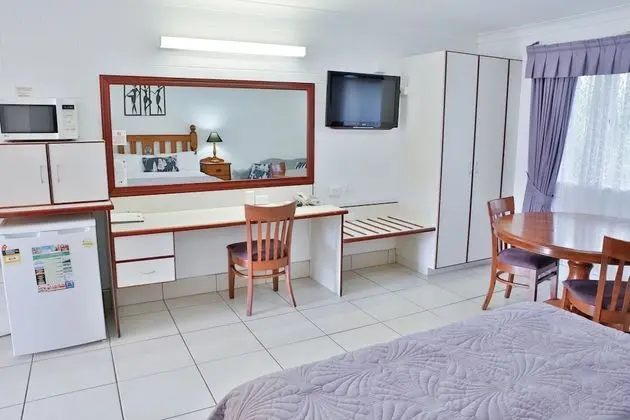 Queen Room, 1 Queen Bed