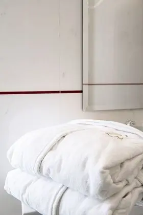 Tek Büyük Yataklı Oda, 1 Çift Kişilik Yatak