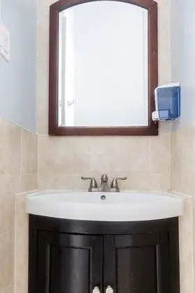 Family Tek Büyük Yataklı Oda, Ortak Banyo